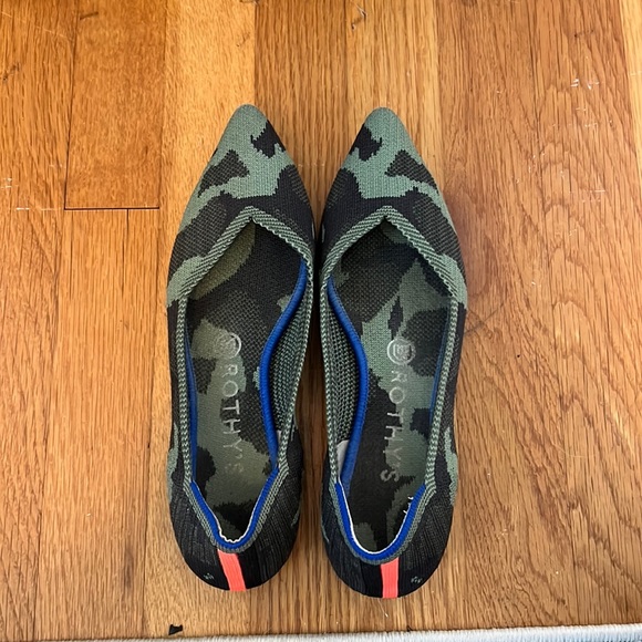 Rothy’s Pointed Toe Camouflage Flat - Picture 1 of 6